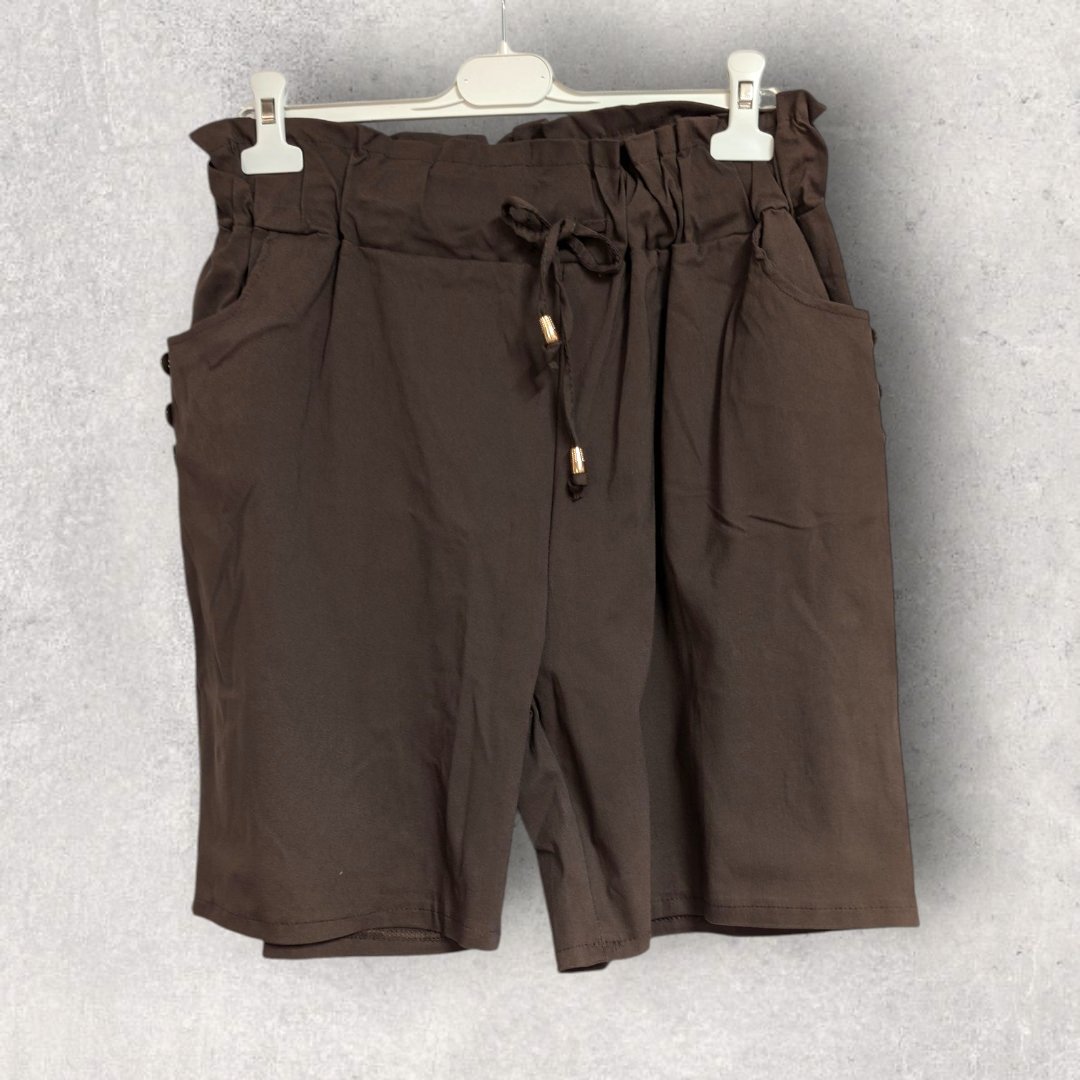 Bermudas botones chocolate