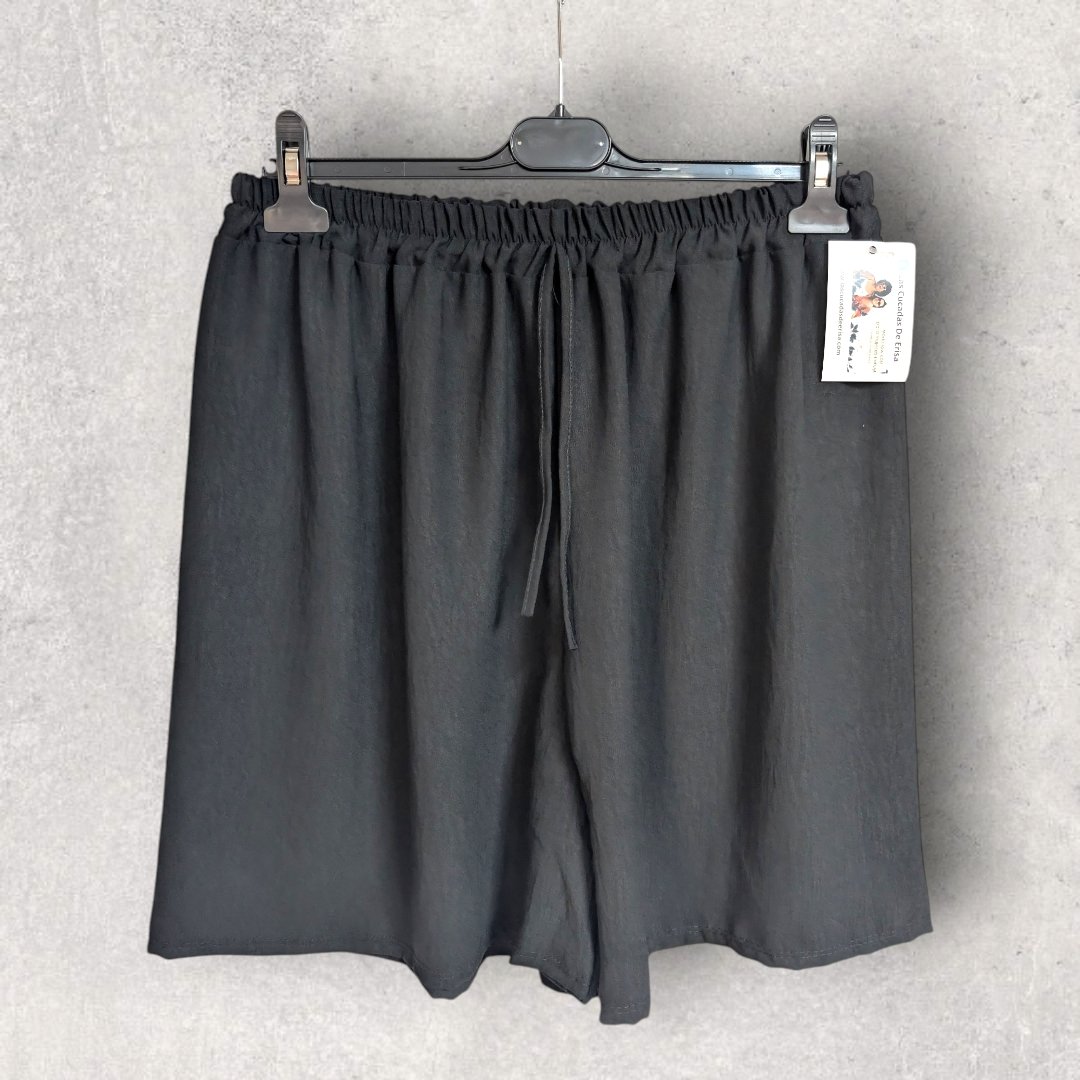 Bermudas Lisa Black