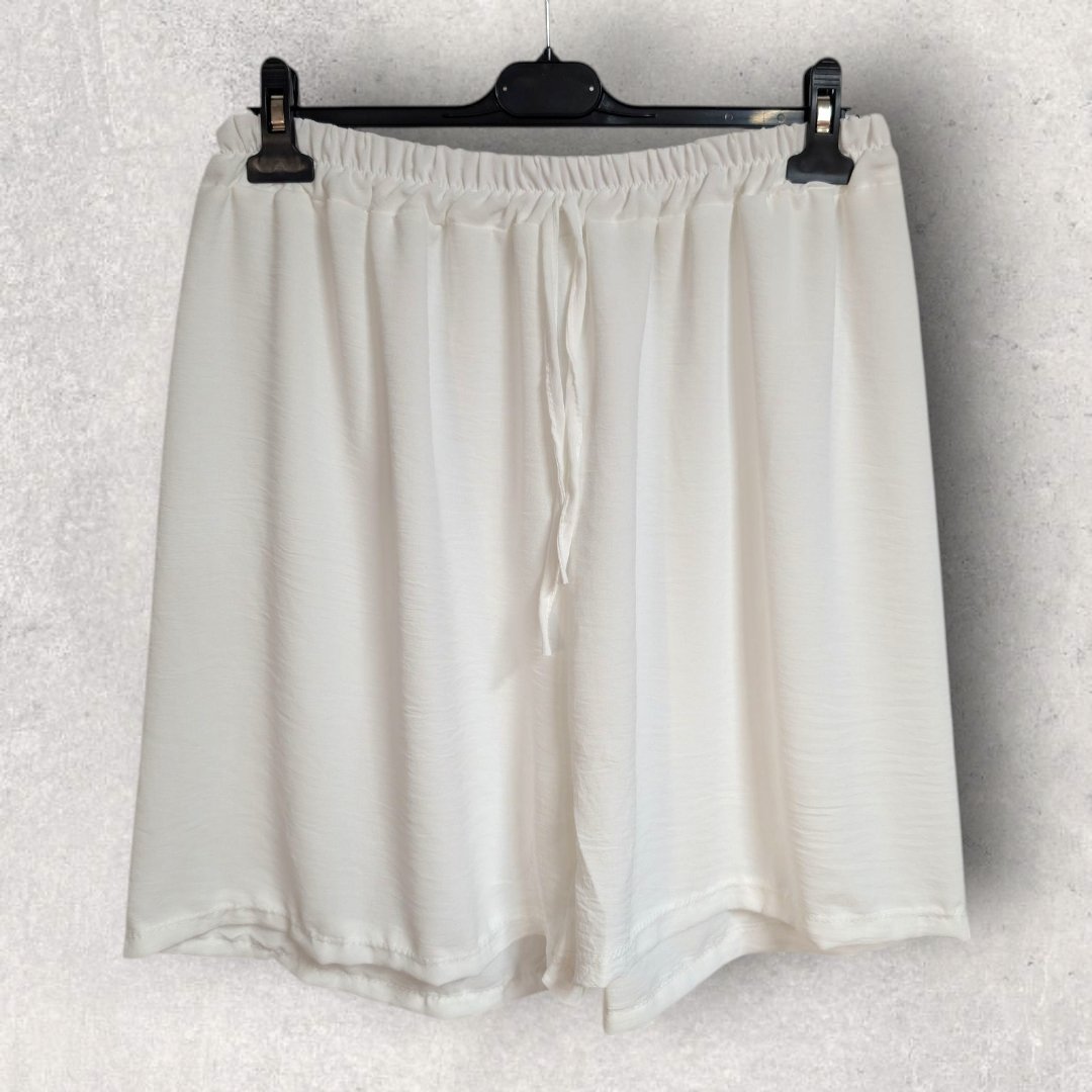 Bermudas Lisa Blanca